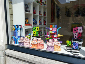 arty shop window