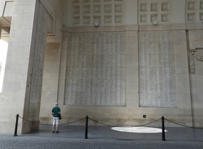 Rob looking for Gt Uncle's name- Menin Gate