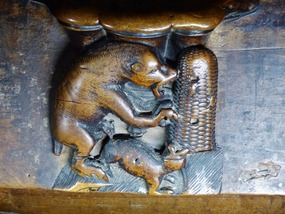 Choir stalls