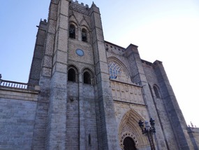 Front of Avila Cathedral