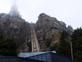 Funicular up to base of Cross-not working