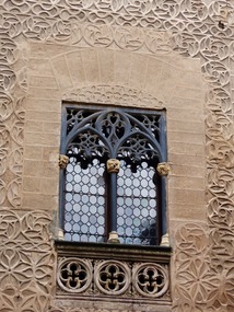 Decorated window and wall plaster