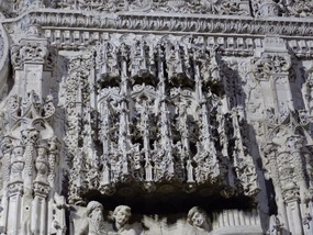 Close up of retrochoir stonework