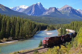 CPR train at Morant's curve near Lake Louise