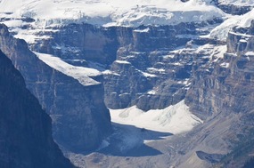 Plain of Six Glaciers