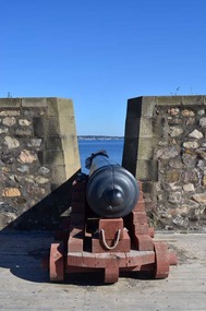 Aiming at Louisbourg
