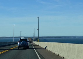 Confederation Bridge approach to New Brunswick