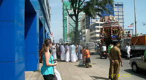 Leesa watching the Hindu street parade