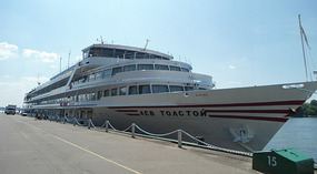 MS Lev Tolstoy