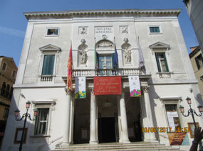 Teatro La Fenice facade