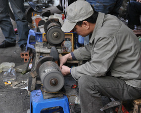 Sidewalk Shoe Repair