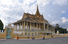 Wat Botum