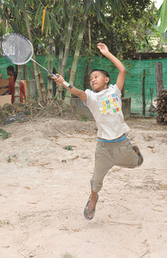 Trying Out Babminton