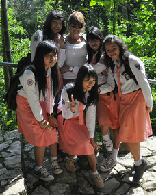 DH And Schoolgirls