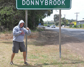 Put Up Your 'Dukes' At Town Boundary