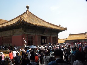 Forbidden City Sunday crowds