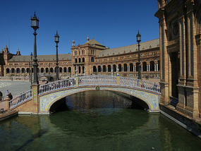 Plaza de Espana, bridge view