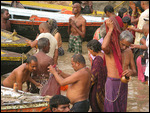Ritual ablutions - Dashashwamedh Ghat