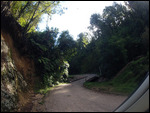 Und wieder: narrow, winding, unsealed!