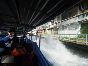 Canal Boat Taxie