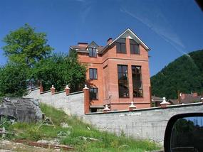 03 Villa Style building in Shayan