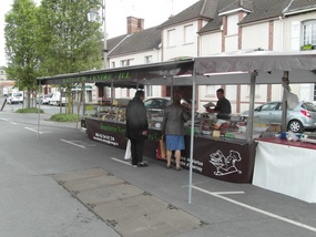 The butcher in a village carpark in Chapmagne