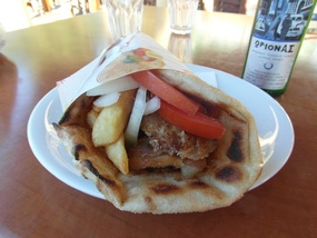 Gyros @ 2.20 euro - yum