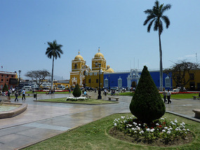 Plaza de Armas, Trujillo